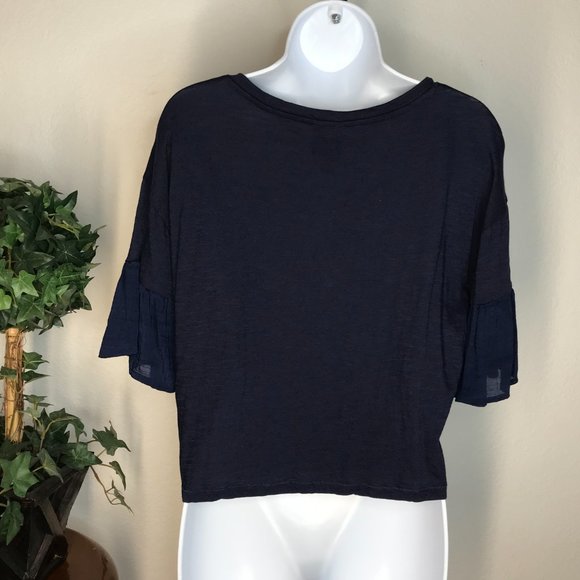 Bobeau Crop Top | Navy | MP - Picture 4 of 7